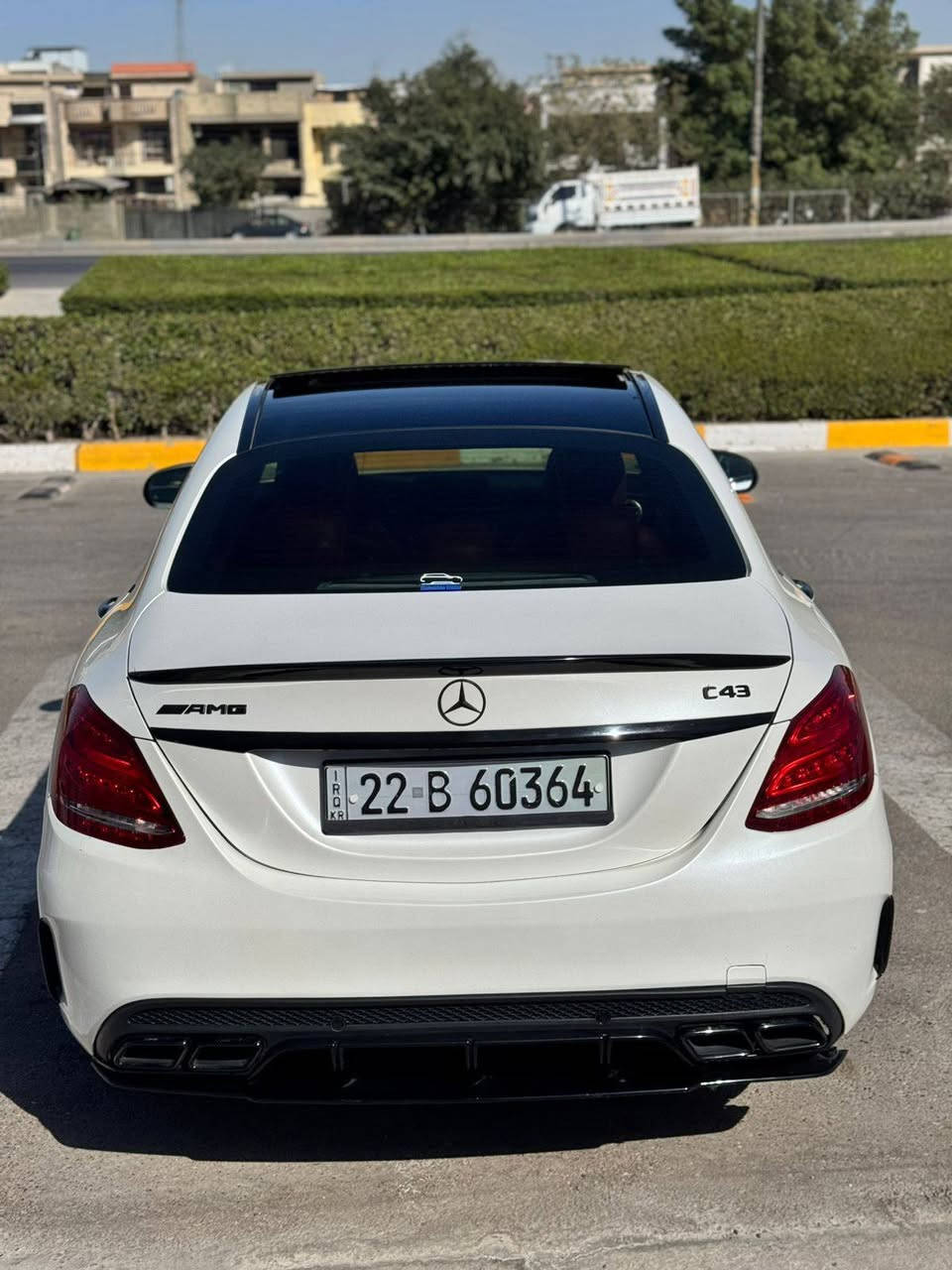السلام عليكم 
مارسدس c43 (((((AMG ))))) 2018
محرك (6) لاتقارنها بc300 عاديه 
‏‎بانوراما
لايتات داينمك   
‏‎بصمه ابواب
‏‎صندوك كهرباء  
‏‎ستيرن ميموري 
‏‎بصمه ابواب 
‏‎كشن تدفئه
جلد
‏‎كشن خزن ميموري
‏‎دبل ماوس
‏‎كشن حضن 
‏‎حساس امامي خلفي ورادارات 
‏‎داخل دشبول وكراسي وبطاين خياط احمر
‏‎مرايه شفط وقلاب 
‏‎لايت دبل عدسه
‏‎زينون 
‏‎انضمه قياده 
‏‎كامره اصليه 
‏‎رادار جانبي (نقطه عمياء)
ماشيه 80 
غير متواجد على الفيس 
*********** 
السعر 270 وبيها مجال
مكاني بغداد السيديه
