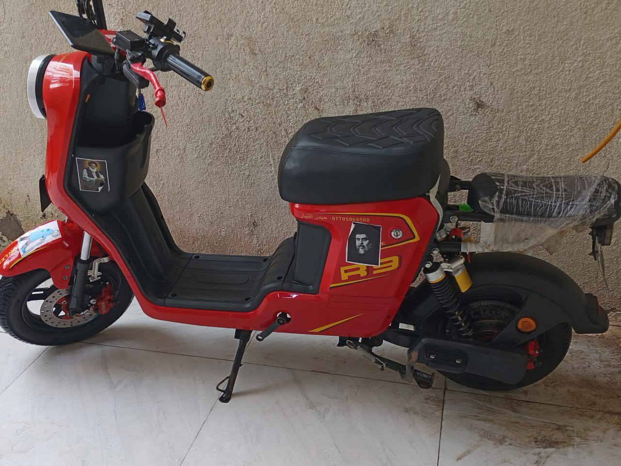 السلام عليكم شباب دراجة شحن لبيع السعر 450 قفل المكان البصرة شط العرب الفيحاء وتحياتي لجميع الرقم ***********
