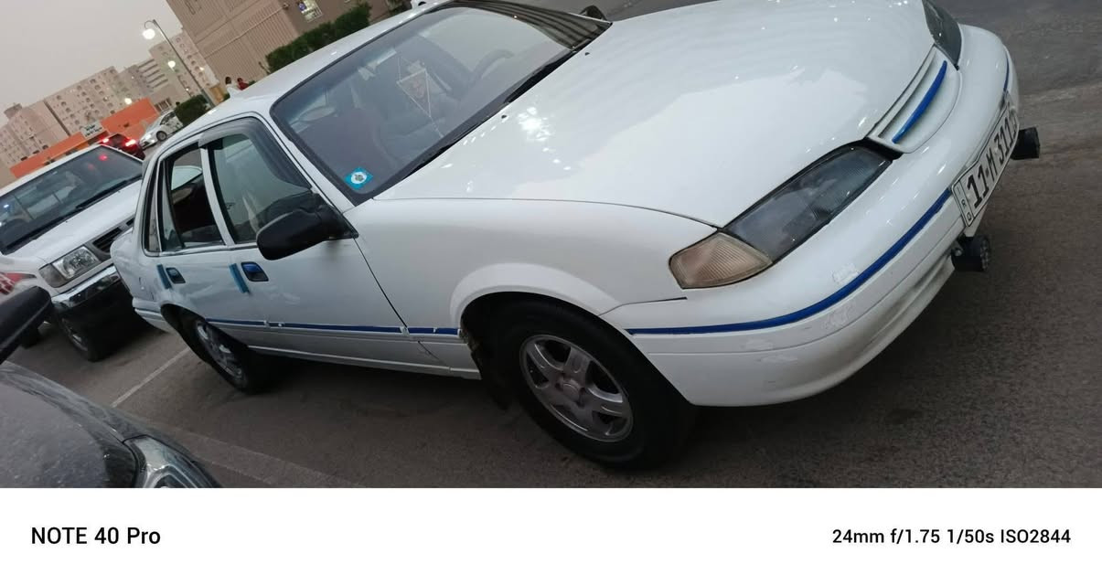 سلام عليكم برنس فراشه للبيع
 ١٩٩٦مفتوح
مصبوغة حزام
محرك جديد كير نضيف
صدر مبدل امامي خلفي كله جديد
مشط ستيرن جديد
ديانمو سلف باتر جديد
تخم تغير كوري جديد
دوشمه كشنات
٤٦ورقه
باسمي بغداد مجمع بسمايه
***********
