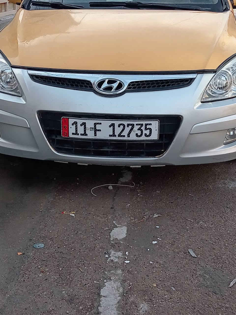 سلام عليكم سياره لبيع انتره ترنج امكان بغداد ***********شهدا لبياع
