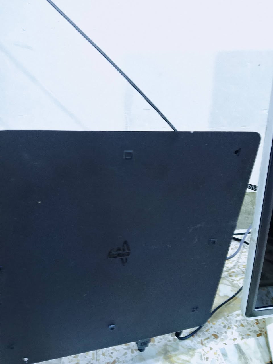 بلي 4مهكر
نضام 9
نضافه90/100
ذاكره تيرا 
يدتين 
بي 26لعبه 
للبيع بسعر 300 وبي مجال بسيط


**إذا كنت صاحب هذا الإعلان وتريد حذفه لأي سبب، رجاءا أرسل رسالة إلى الدعم الفني**