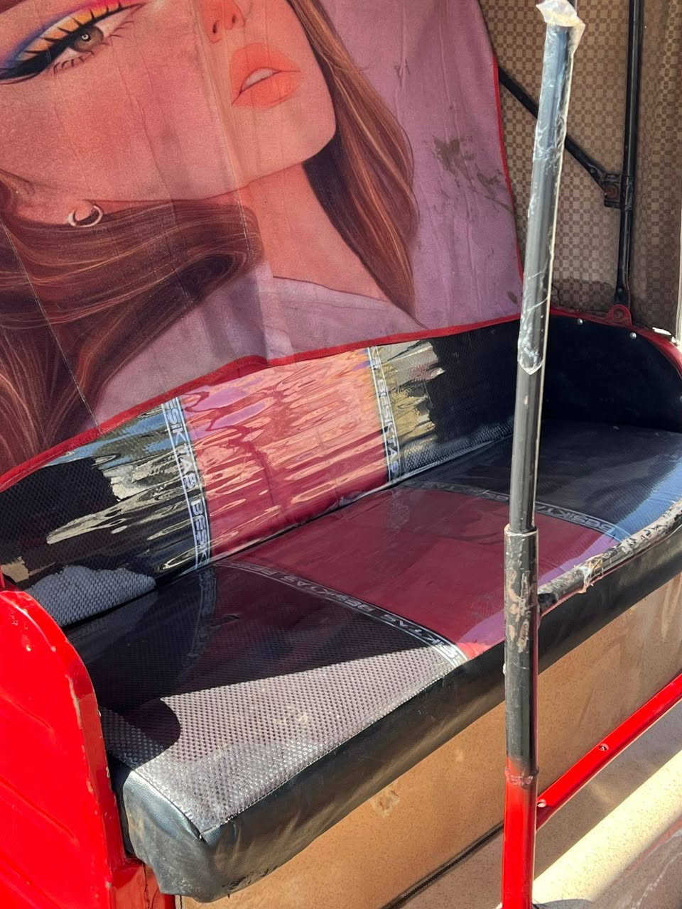 السلام عليكم تكتك للبيع موديل 2018 رقم نجف انكليزي السعر 4150 المكان بغداد المحموديه  رقم ‏‪***********‬‏
