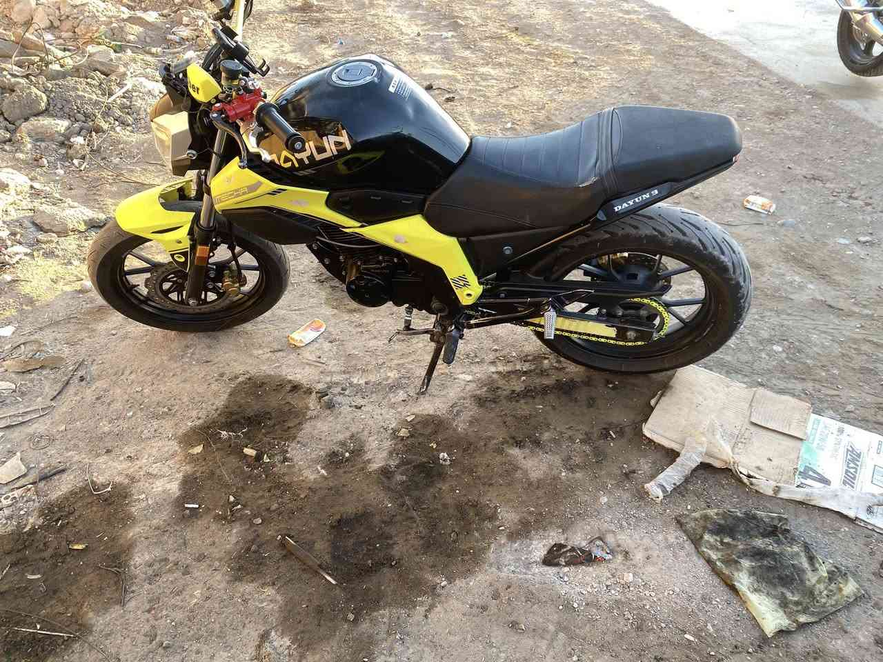 سلام عليكم ميكه دايوان لدراجه خير من الله  سعره ب مليون وبيه مجال  مراوس هم يرهم مكاني ديالى كنعان  
رقم ***********
