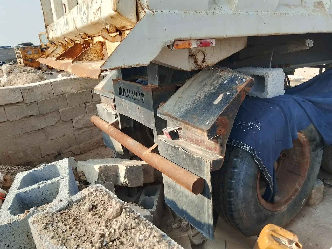 عربانه ماموت للبيع او مراوس بعربانه دار قصاب *********** هذا رقم راعي العربانه
