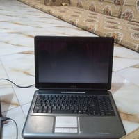 عندي لابتوبات عدد2 واحد DELL والثاني ASROCK ثنينهن شغالات بس البطاريه ...