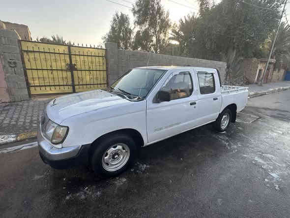 السلام عليكم بيك أب نيسان شبوط مزاد 2003 مكينه ستوه مجفته جديده تخم تاير السياره مصبوغه جماليه شاصي مكفول السعر 45 وبيه مجال قليل للاستفسار اتصل ***********
