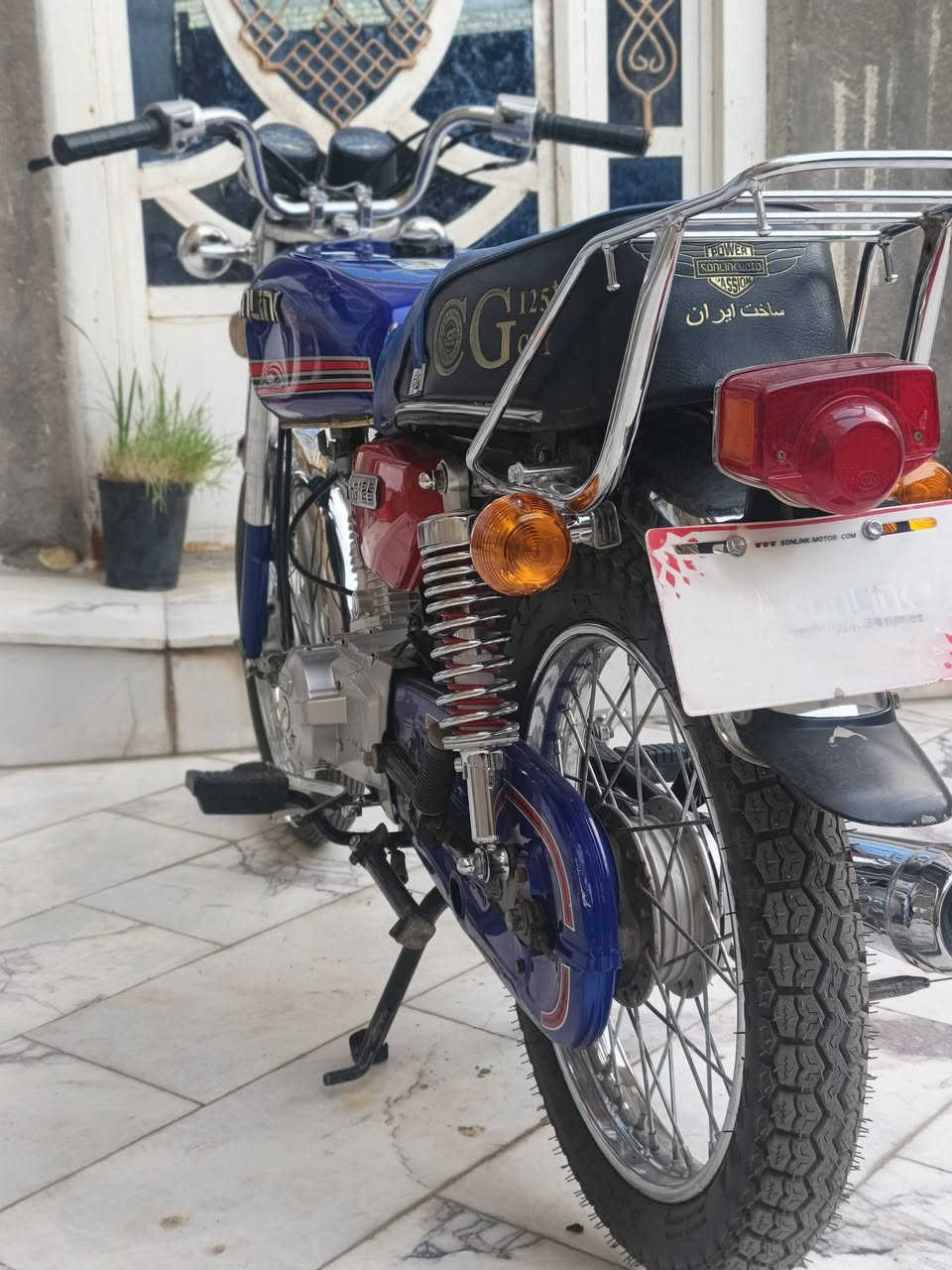 دراجة نامه برو موديل ٢٠٢٣
دراجة نظيفة وبس عله ايدي عده اشويه بل تانكي موجودة طعجتين بيه فقط الباقي كفاله عامه من المكينه شرط الفحص جديده بل باكيت  
السعر مليون ٢٠٠ و بيه مجال 
ولتذكير الدراجه اوراق اصولي گبل اترقم


**إذا كنت صاحب هذا الإعلان وتريد حذفه لأي سبب، رجاءا أرسل رسالة إلى الدعم الفني**