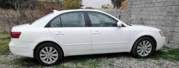 السلام عليكم 
للبيع 
سوناتا 2010 السعر مناسب 112مجال وبيها مجال بسيط 
بيها 4 قطع صبغ جاملغين خلف وقبق صندوك وبنيد 
محرك حجم 4 سلندر شرط 
موصفاتها معروفه

رقم دهوك  وشرط التحويل
مكان سياره القياره جنوب الموصل
***********/***********
