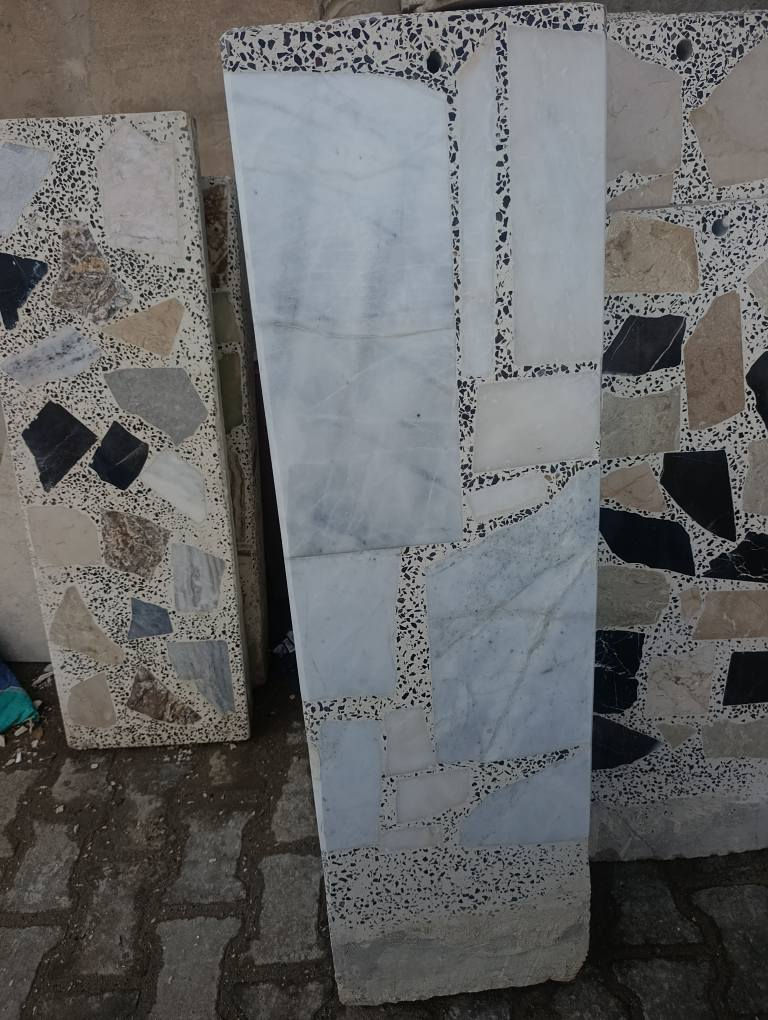 كاشي وبايات درج عراقي شغل النجف شغل درجه اولى شرط ضمان الجوده سمنت ابيض واسود درجه اولى 💪 حي الحرفين خلف البانزين اي ستفسار خاص او وتساب *********** النجف, العراق
