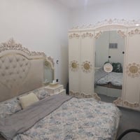 تاخمی شوری نوستن بۆفرۆشتن پێک هاتوە لەهەشت پارجە زۆر جوان پاک ماوەتەوە...