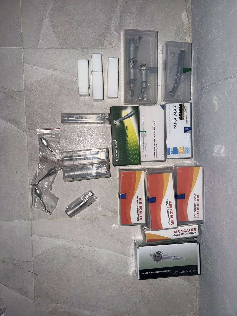 ادوات اسنان للبيع تواص خاص او واتس***********
