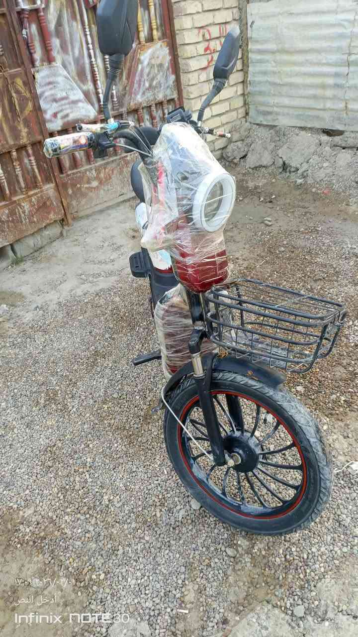 سلام عليكم دراجه شحن البيع دراجه نضيفه ما ناقصه شي سعره 300 وبيه مجال ***********هذا رقمي
