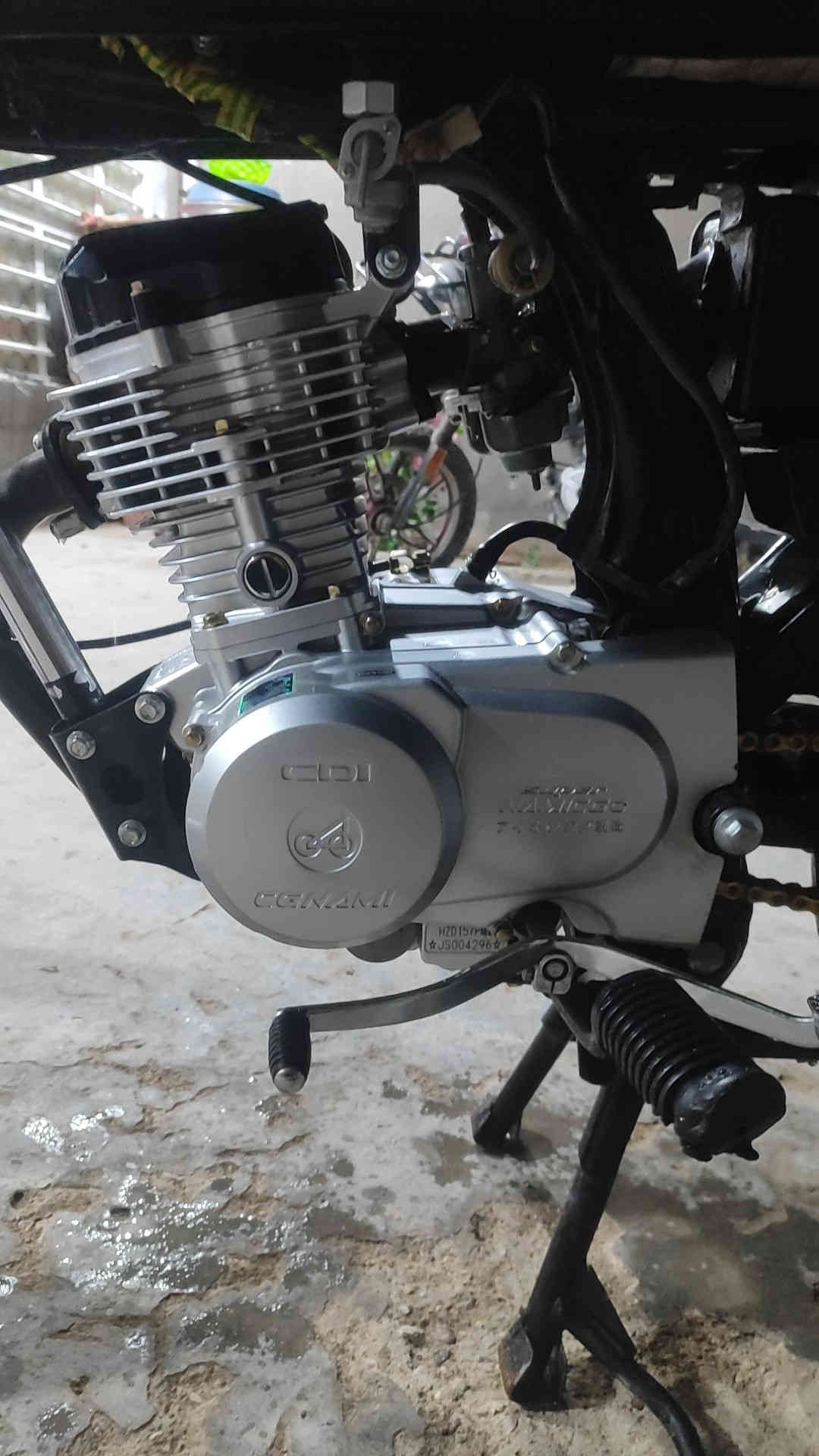 سلام عليكم دراجه اربعه كير للبيع كلك كلك تعمير محرك 25دراجه نضيفه لسعر 650وبيها مجال مكاني شيخ سعد لشراي يتصل‏‪0786 074 5034‬‏
