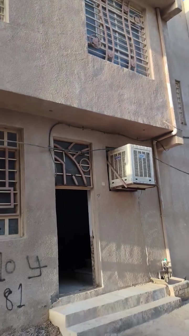 للبيع بيت ٥٠ متر طابقين كربلاء البوبيات عمود ٢٢ خلف حسينيه شهداء بلد يبعد عن الإمام ١كيلو ***********
***********
