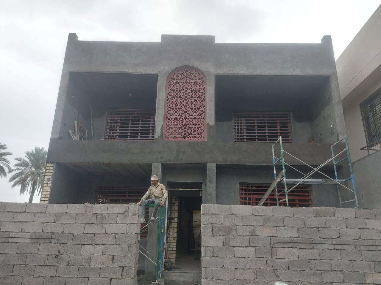 كادر مصري في بغداد لبخ درجة أولى خشنه ونعمه ونثروتصفير مصاطر***********
