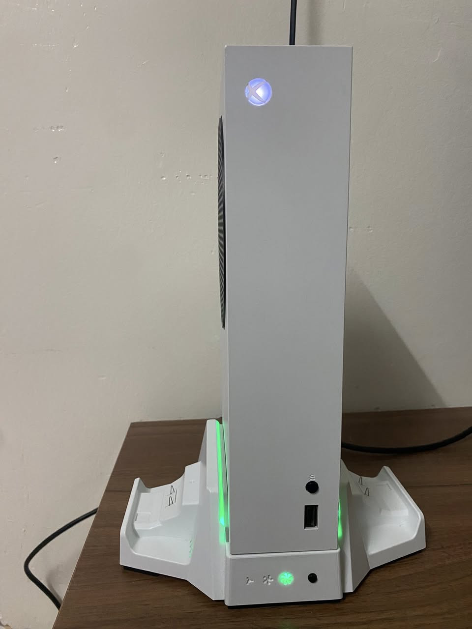 جهاز اكس بوكس سيريس إس Xbox series S 
إصدار 2022 نهايتها و و انفتح من كارتونة و بدء استخدامه ب 2024/4/28

جهاد نضيف غراضه كلها اصلية مال شركة اليدات اثنينهم أصليات مال شركة Microsoft  و وياه دوبي ￼هم اصلي اشتريته من شركة الريان ب ￼35  الف قبل شهرين هو قاعدة للاكس بوكس و وياه باتريات شحن لليدات .
السعر 450 ألف و بي مجال للشراي
                             موصل/ جانب ايسر


**إذا كنت صاحب هذا الإعلان وتريد حذفه لأي سبب، رجاءا أرسل رسالة إلى الدعم الفني**