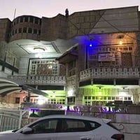 دار للبيع  الشعب / شارع الصحة  مساحة 200 م الواجهة 10 نزال 20  سند 25 ...