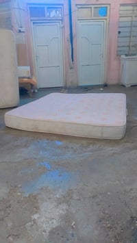 دوشك طبي ضغط عالي نضافته ٩٠ بلميه نومته مريحه حيل ١٨٠ عرض طول مترين ٥٠...