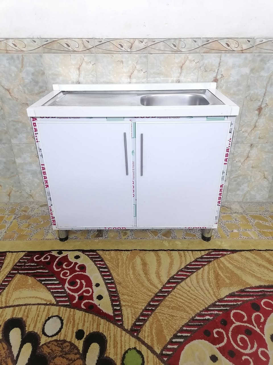 السلام عليكم كاونتر سنك مستخدم نضيف عنوان بغداد الشعب اكو خدمة توصيل بكروه ***********
