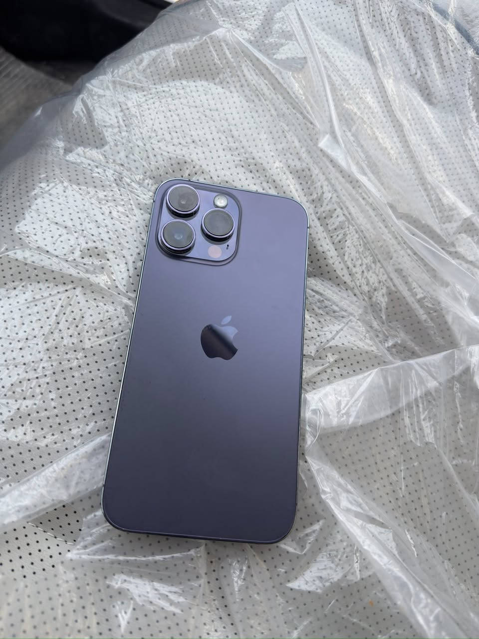 ايفون 14 برو ماكس
لون بنفسجي المميز
بطاريه 81 
ذاكره 256
شرق اوسط عربي
ماستر AAA
نموذج M
شخط واحد مابي
كارتونه مالته موجودة الواير مالته ماكو
مصلح يم الشركة قطعه صغيرة في الخريطه فقط 
مكفول كفاله عامه
السعر 850وبي مجال 
شراي اتصل ***********
