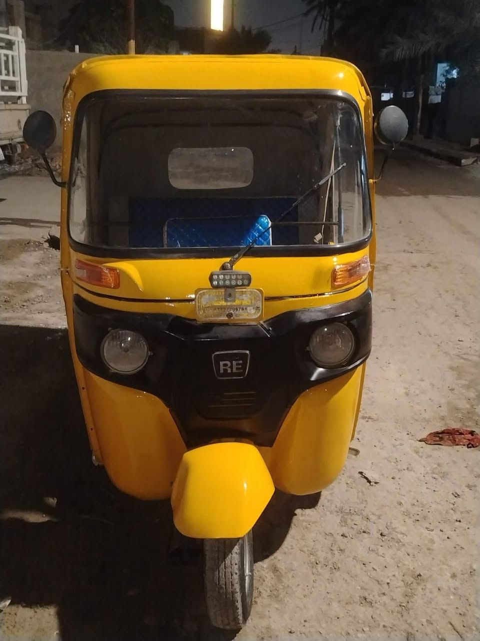 السلام عليكم للبيع موديل 2018 رقم ديالى تحويل ثاني يوم تكتك مصبوغه عام فقط الجماليه شرط بدون جريمه تكتك خير من الله محرك كير كفاله تخم تاير تكتك حلوه و ما بيها اي نقص للتواصل على الرقم ***********
