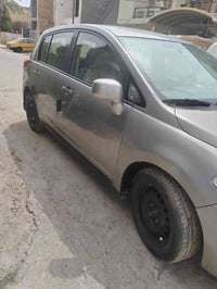 نيسان فيرسا 2009 وارد أمريكي محرك 1800 السيارة اي نقص ما بيهة خير من ا...