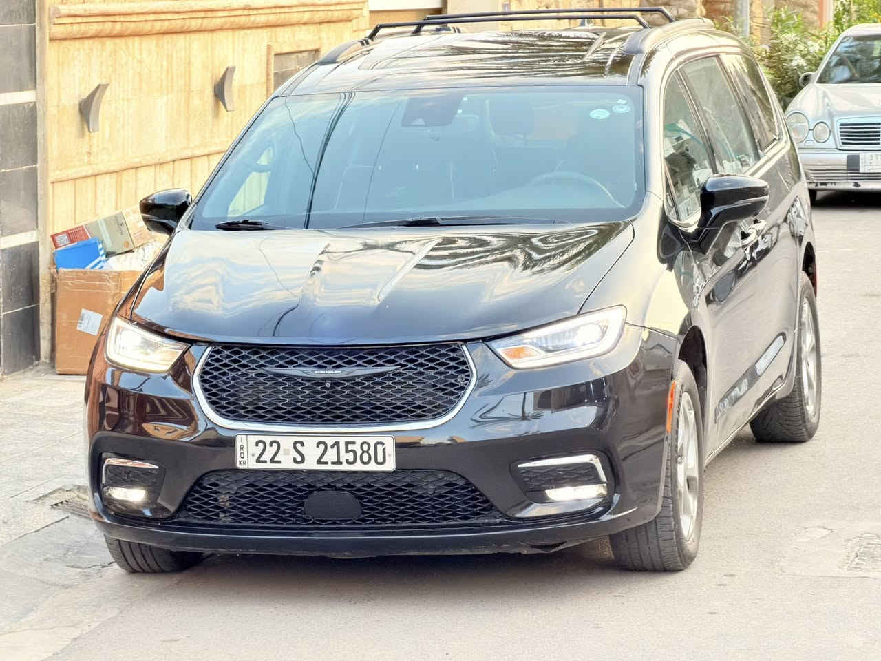 باسفيكا S ٢٠٢٣
سونار بالصور كلشي مذكور بي
فول ١/١ VIP
بانوراما 
٤كامرات 
مري شفط 
شاحن واير ليش 
تبريد تدفئه كشنات
كشنات حفر S
مخارج تايب سي 
بيبان كهرباء 
لايتات كله لد
الخارج ماكو نيكل كروم اسود 
ميموري كشنات 
سستم صوت بلادي
برداد بلاديه 
وبعد اكو مواصفات 
السياره جاهزه بدون اي نقص 
رقم اربيل جديد تحويل وكاله مباشر 
ماشيه ٢٢ الف 

***********

مكاني بغداد.
