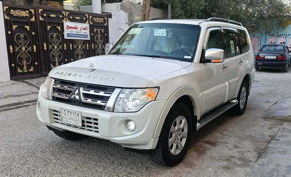 باجيرو موديل 2013 حبتور 1/1السعر 145
مكينة 3500
كفالة عامة من الصبغ والضربة والميكانيك مكفول فتحة تحكم 
تبريد 3قطع ثلاجة جلد كشن الماميات كهرباء مري شفط 
شاشة كاميرة منظومة زنون أصلية 
مكاني بغداد البلديات الإتصال على الرقم 
***********
