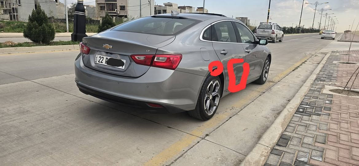 ماليبو 2024
فول 1\1
محرك 1500
ماشيه 60 
رقم اربيل بيع ومراوس طختها بسيطه خشم الجاملغ والباب الخلفي  نص باردبس  والباقي كفاله بيع. ومراوس السعر  ١٢٥ورقه 
***********
