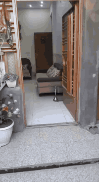 بيت ١٠٠م طابقين قرار ٢٥ البلديات خلف الامن العامه الواجه النزال 20x5  ...