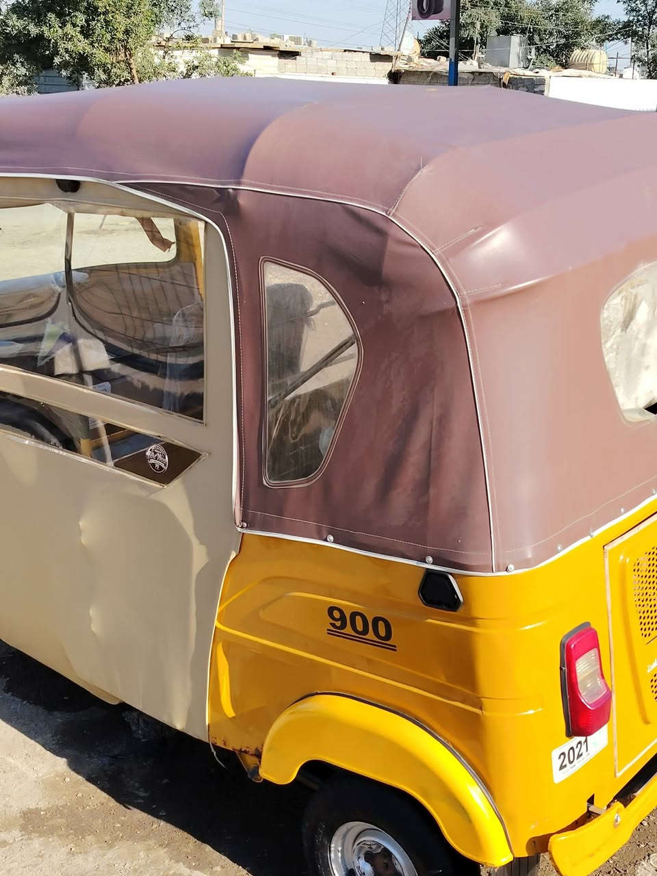 سلام عليكم شباب تكتك للبيع موديل ٢١ شهر ٤ المكينه ما مفتوحه التكتك خير من الله بيه طخات بسيطه مبينات بل صور السعر ٨  و بيه مجال ***********
