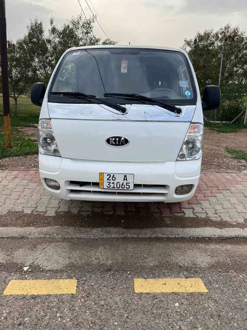 السلام عليكم 
كيا ٢٠١١رقم صلاح الدين للبيع 
هزة وفحص وسنوية ورقم جديد ل٢٠٣١
كير ومحرك آكسل شاصي مكفول 
تخم تاير وصدر ومشط وباور ستيرن جديد 
كهربائيات كلها شغالة 7جنكال مكينة ٢٧٠٠
السيارة مكفولة من الضربة والتبديل 
السعر 95
مكاني الضلوعية 
للاستفسار. ***********
                ***********
