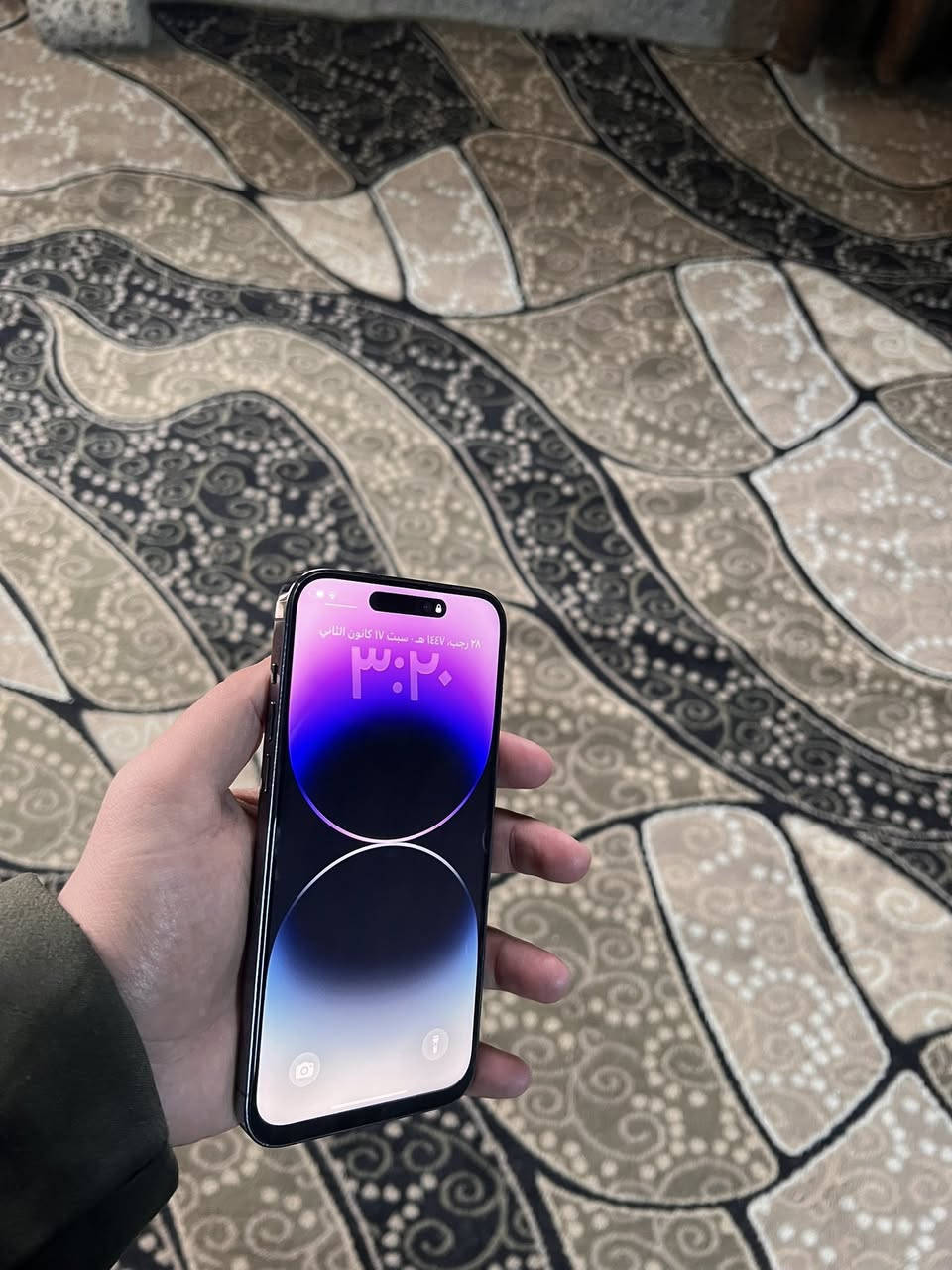 #ايفون 14برو ماكس
ذاكرة256 /بطارية 81% / تك سيم/ نموذج M 
 مبدال شاشه فيس ايدي شغال 
#سعره 520 الف
مكاني موصل
***********
‭0789 075 3347‬
