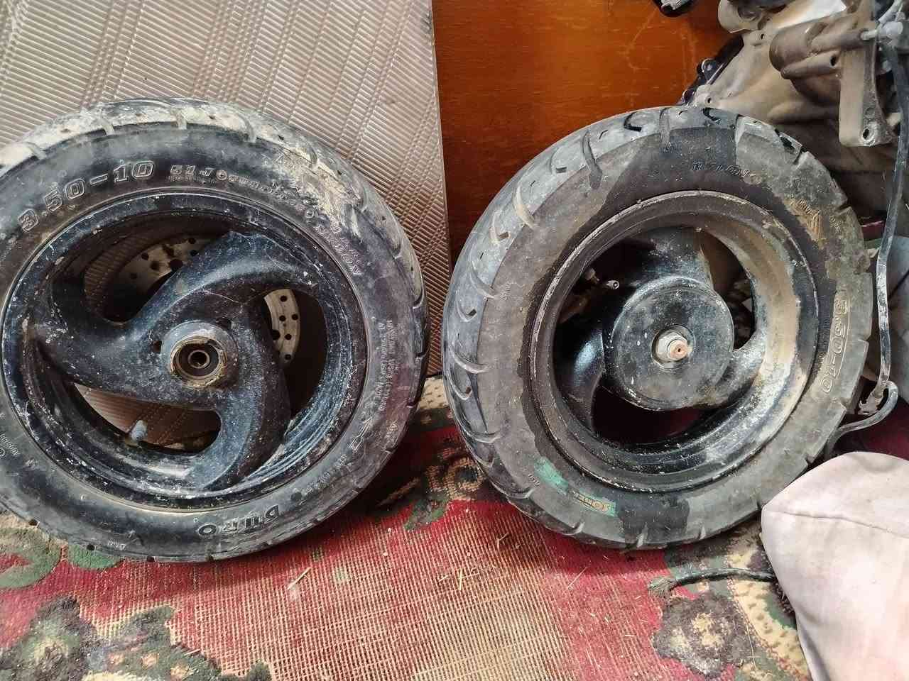 سلام عليكم للبيع تايرات امامي خلفي +دبلات امامي سايم رص قيم وخذ


**إذا كنت صاحب هذا الإعلان وتريد حذفه لأي سبب، رجاءا أرسل رسالة إلى الدعم الفني**