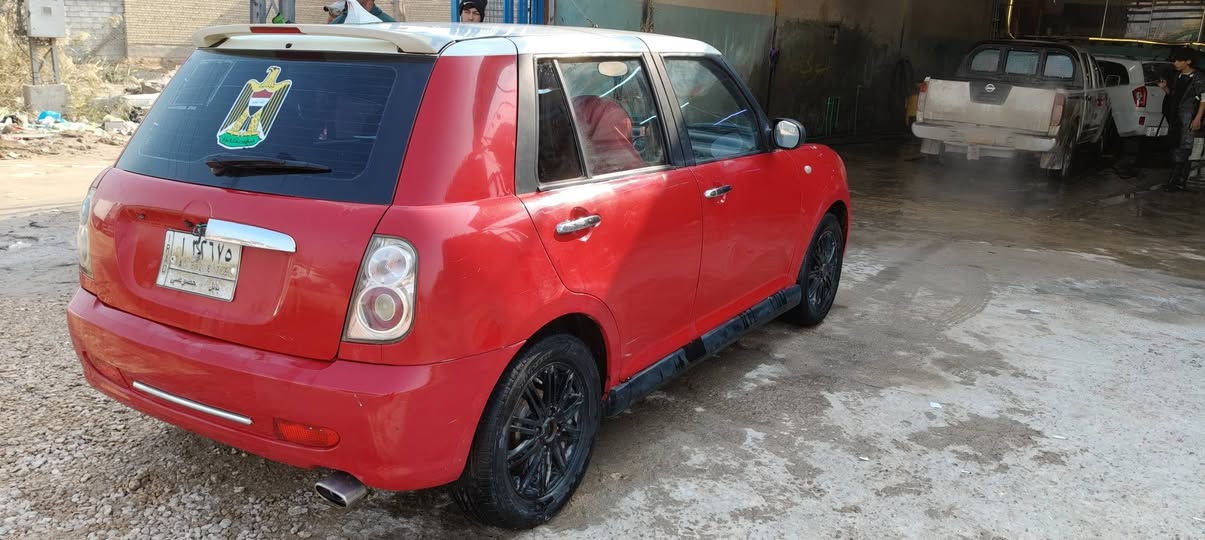 مرحبا ... ليفان 2013 مكفولة من الضربة والصبغ محرك وكير ع الشرط رقم بابل مكان السيارة نجف رايدها 35 
***********
