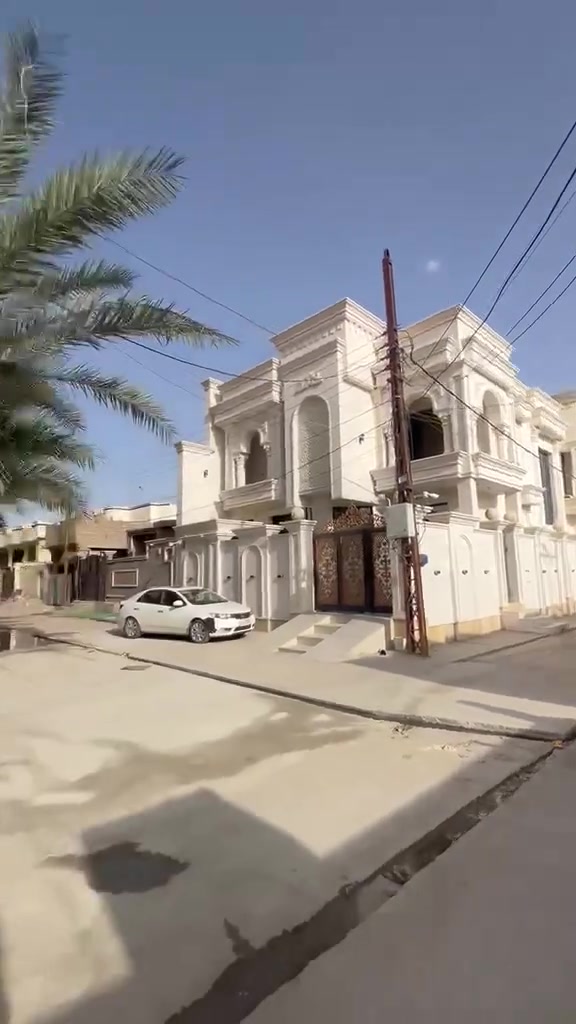 🏠بيت. طابقين للبيع
الموقع / الرمادي / 5 كيلو قرب على جامع التقوي 

 المسساحة 300متر 

ركن على الشارع 10

تفاصيل البيت / طابقين الطابق الأول بناء حجر سنه 2010
 غرف،2 وصاله ومطبخ ودوانيه  و صحيات داخليه وخارجيه

الطابق الثاني. بناء بلوك 3غرف وصاله وصحيات

 الهاتف / ***********
