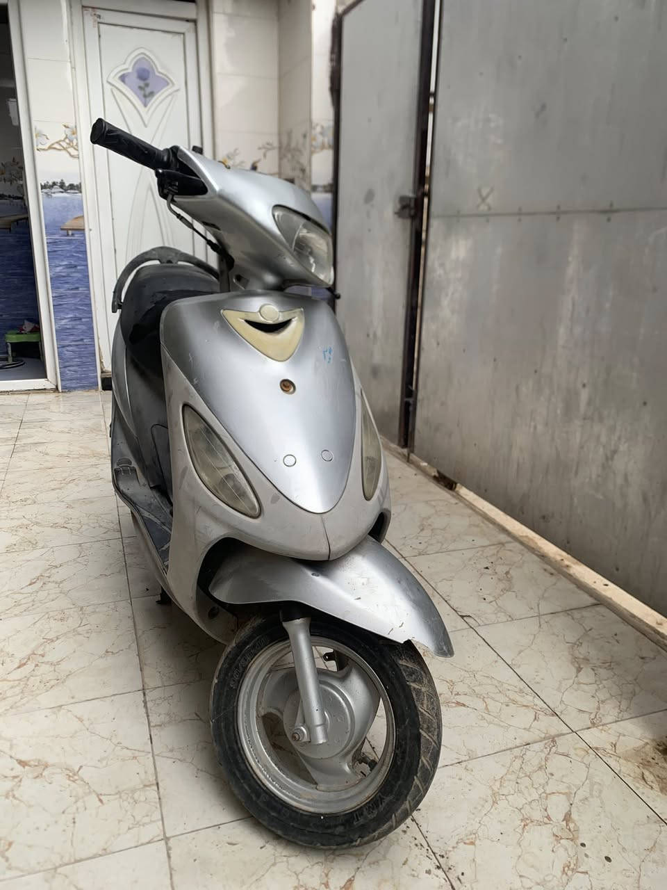 سلام عليكم ماكس منغولي الدراجه متروكه تشتغل وتطفي ابيعلك طافيه بيه نقوصات  المكينه اكفله من النقص والتبخير 
مكاني حله شارع 80 من جهة شارع الحسينيه قريب على جامع ل امام الرضا  ب 250 وبيه مجال سعر ما اخصم ب الاتصال تجي واشوف ونخصم سعر 
*********** هذا الرقم بي واتس اب 
*********** وهذا لل اتصال
