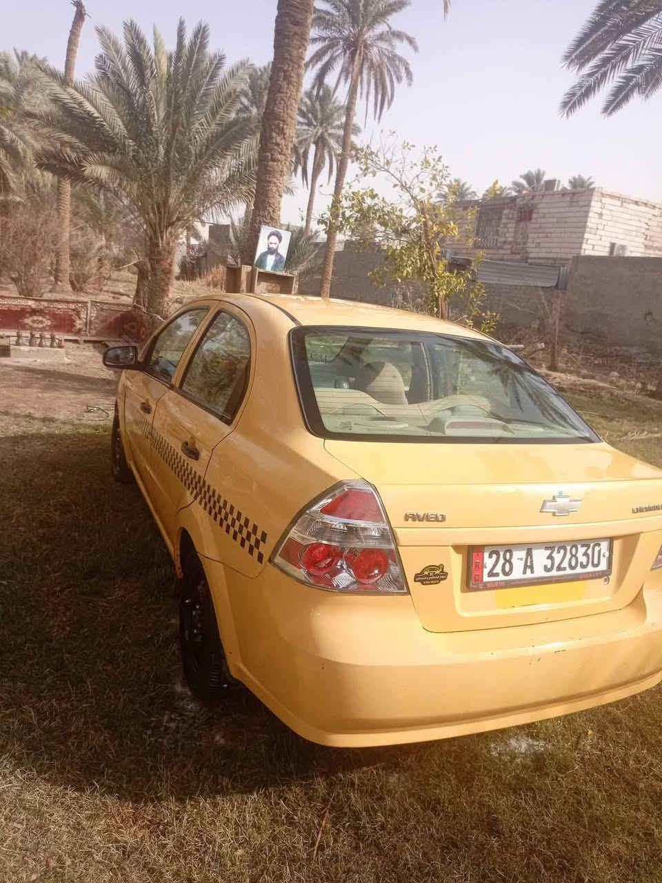 السلام عليكم افيو للبيع موديل 2010 مكينه وكير شرط حداديه كهربائيات كلهه شغاله مداور ثاني يوم غرامات وهيئه كلهه مصفره مابيهه السعر 50 وبي مجال سنويتها لل28استفسار علا الرقم أو مراسله الصفحه ***********
