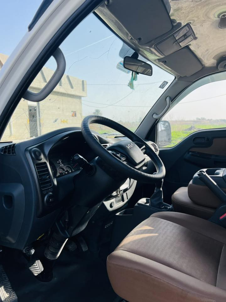 السلام عليكم سياره كيا لبيع موديل 2024 مكفول كفاله عامه ماشيه 80 رقم واسط دولي شرط تحويل السعر 155وبيه مجال ***********
