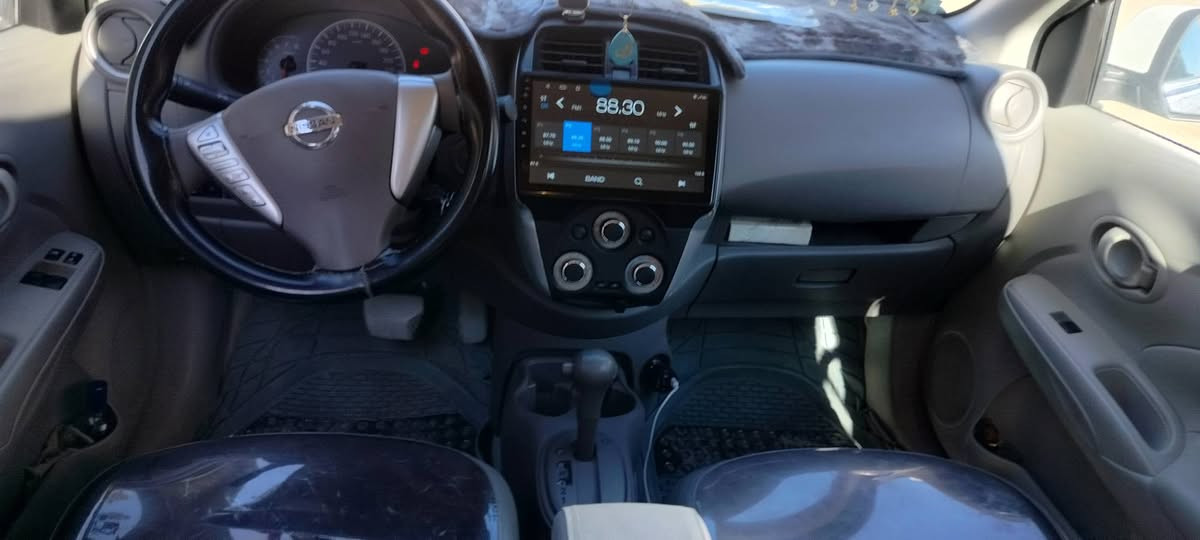 نسيان سني هندي الشكل الجديد مديل 24 بيه بس بارد بالباب الخلفي موضح بالبصور سعرها 125 وبيه مجال لطيبين الاتصال ***********
