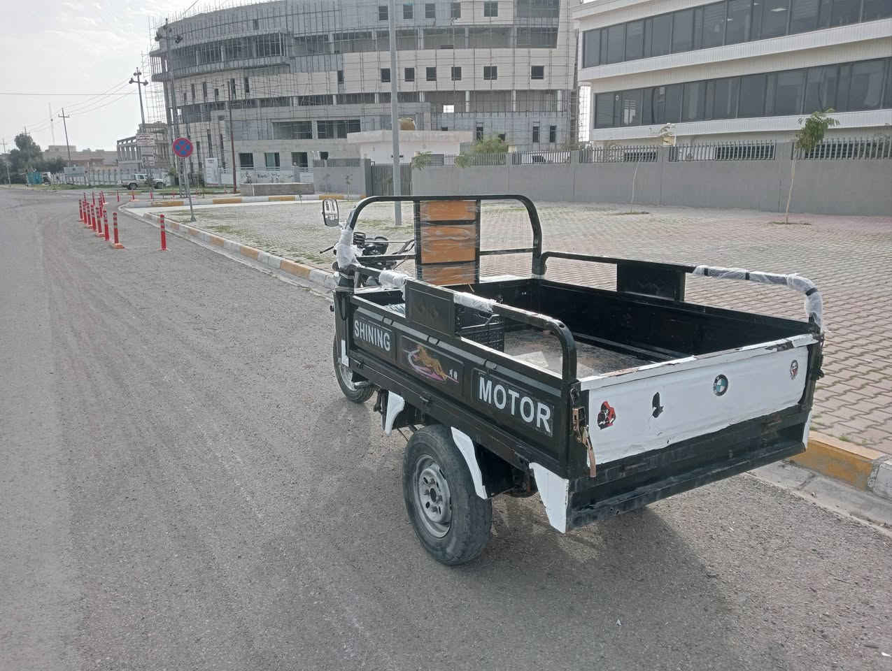 سلام عليكم ستوته فحل عالي
شاصي شرط الركبه شرط لا خياس ولا لحيم ستوته مكينتها ناعمه مثل ساعه نص سلف وهندر مكاني حي عسكري 
***********
سعرها 800 بيها مجال
