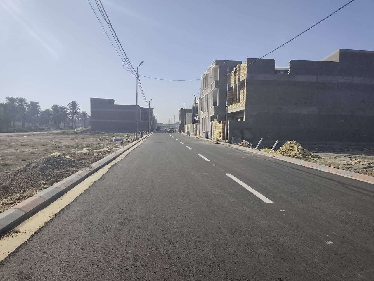 متوفر في حي ادم بستان الجلبي/ اخر 16قطعه 
مع دار للبيع حديث Vlp  أعلى مواصفات طابو ملك صرف زراعي طابقين. 
تحويل باسمك . مع كافه الخدمات . 
اتصال *********** مراوس يرهم
