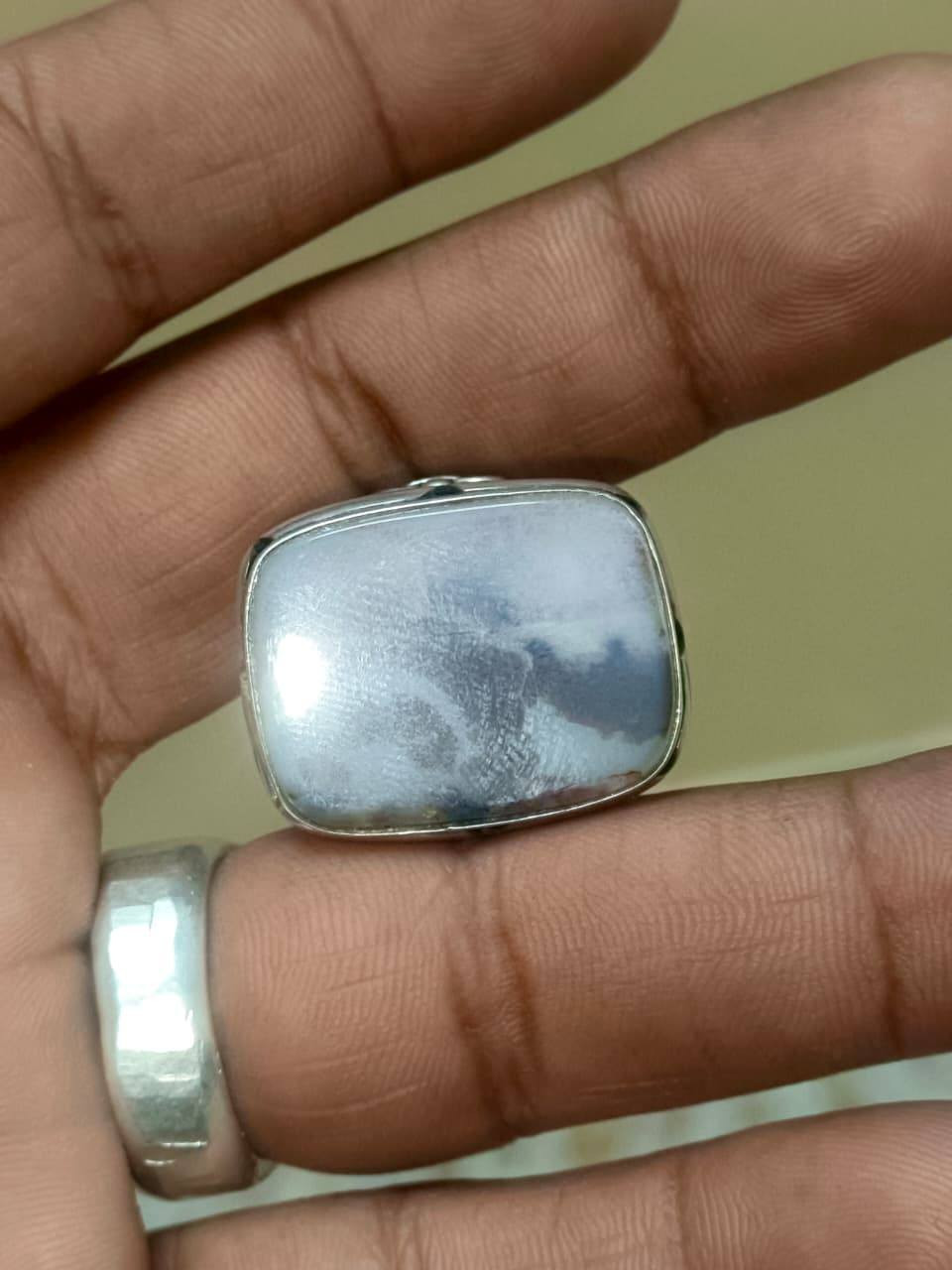 محبس شجري يماني صياغه يدويه حلوه قياس 24سعر 60بغداد


**إذا كنت صاحب هذا الإعلان وتريد حذفه لأي سبب، رجاءا أرسل رسالة إلى الدعم الفني**