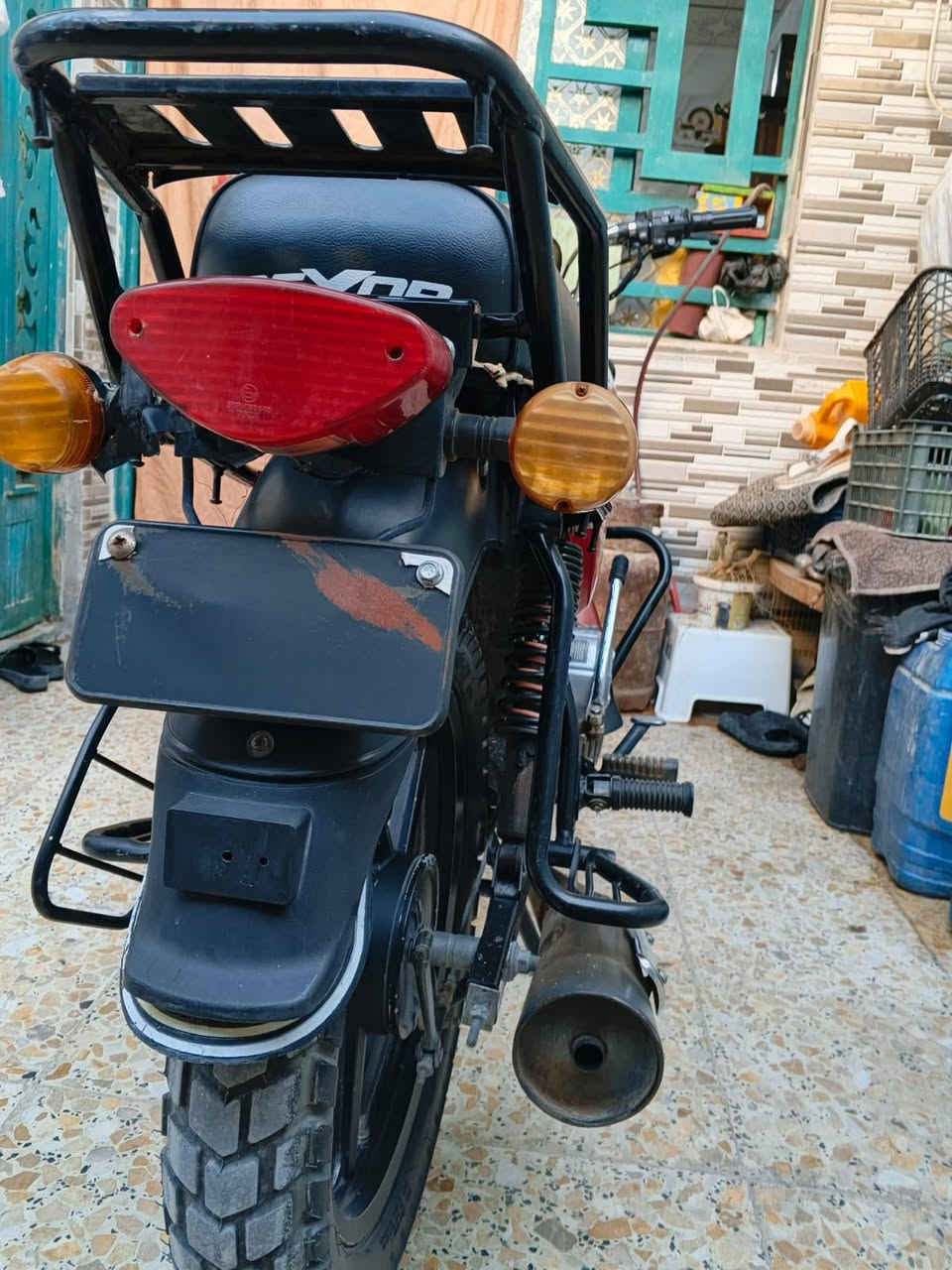 السلام عليكم اخوان بوكسر موديل 20 اوراق اصولي كهربائيات شغاله الدراجه اي نقص ما بيها سعرها 800 عنوانها كربلاء قنطره سلام/***********
