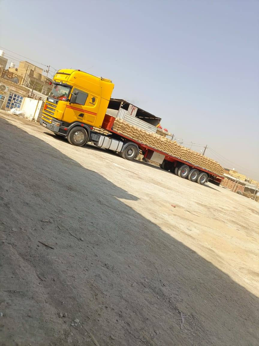 سلام عليكم ورحمة الله وبركاته
سكانيه للبيع موديل 2004 مكينه 420 فووول مواصفات مرسم وراها عربانه 3 دناگير  دبل تاير بلادي تدفئه تبريد ريتايدر تخم تاير راس وعربانه
السياره جاهزه للشغل اني (مكلف بالنشر) هذا رقم صاحبه خابر وستفسر عن السعر *********** مكان السياره طوز خورماتو
