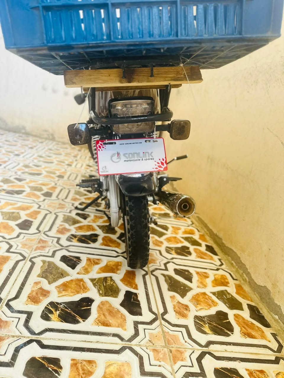 سيفان موديل 2024 كاملة مكملة كله شغاله محرك 200cc نقصها فقط بريك أمامي السعر خاص

العنوان المقدادية الزهيرات الرقم
***********
