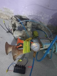 هورن (براد)شغال تعال وشد 4 نغمات بس وحده عطلانه لبيع او مراوس بهورن بو...