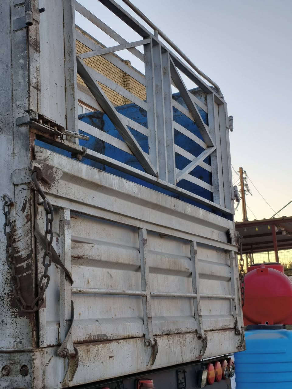 مكلف بالنشر 

***********

***********
