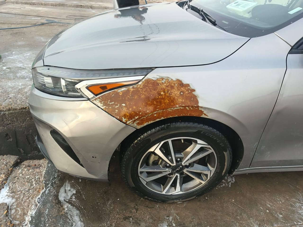 السلام عليكم ورحمة الله وبركاته فورتي رقم اربيل سياره جديده جاهزه مكينه كير تبريد  ثلج موديل 23السعر 135تلفو***********
