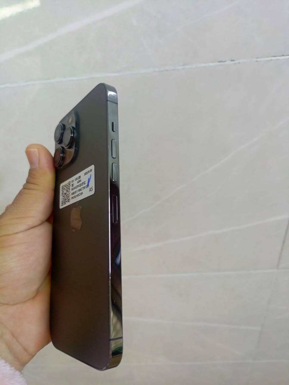 ايفون 13 برو ماكس دبل سيم 
ذاكرة 128 بطارية 88 
مبدل بي شاشة اصلية تفصيخ شرط 
سعر 530 قفل بدون معاملة رجاء
مراوس هم يرهم حسب القناعة


**إذا كنت صاحب هذا الإعلان وتريد حذفه لأي سبب، رجاءا أرسل رسالة إلى الدعم الفني**